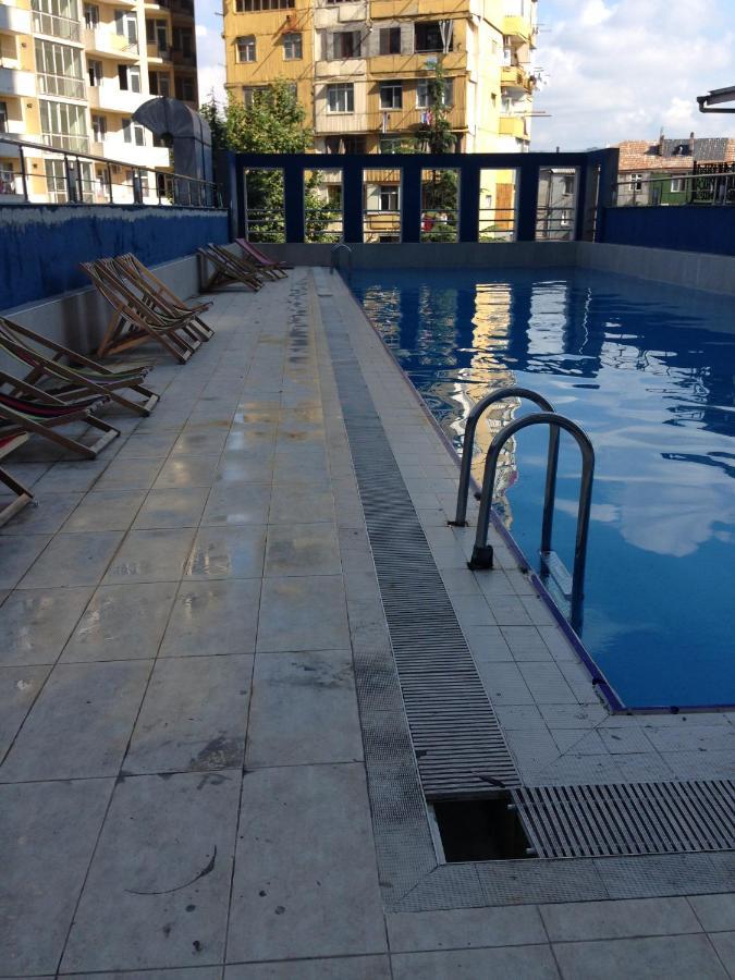 Yalcin Star Residence Apartment 300 Батуми Экстерьер фото